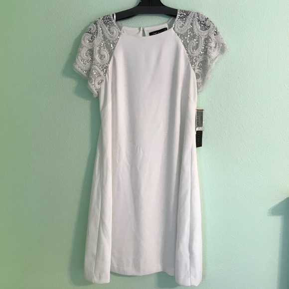 NWT Aidan Mattox Lace SS Crepe Trapeze Dress SZ 0 - Picture 3 of 7